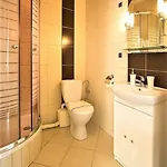 Scsk Zurawia Bed and Breakfast Βαρσοβία