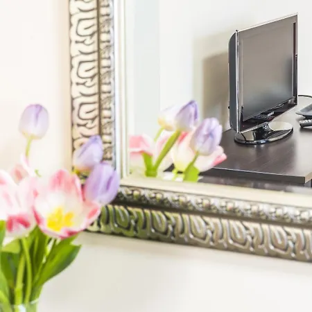 Scsk Zurawia Bed & Breakfast