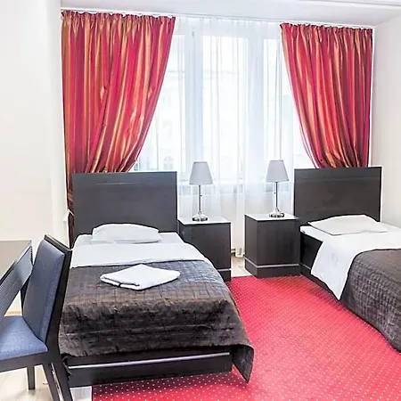 Scsk Zurawia Bed & Breakfast 3*