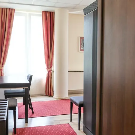 Bed & Breakfast Scsk Zurawia Warsaw