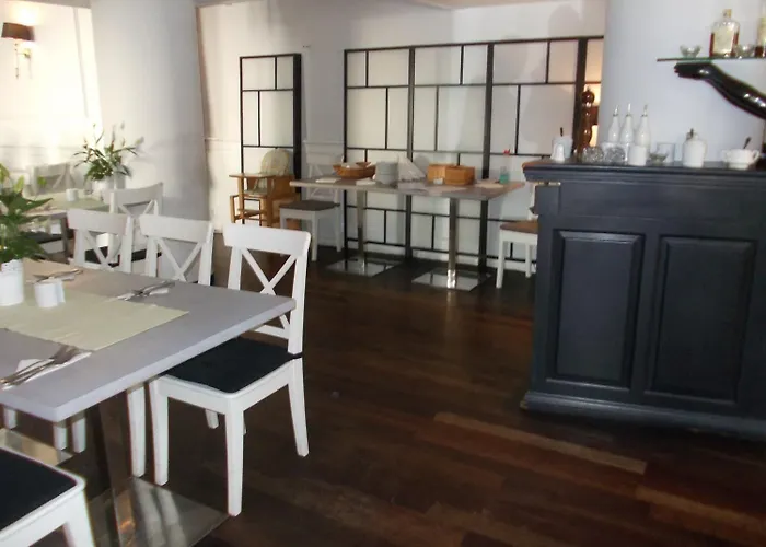 Nocleg ze śniadaniem Scsk żurawia Warszawa