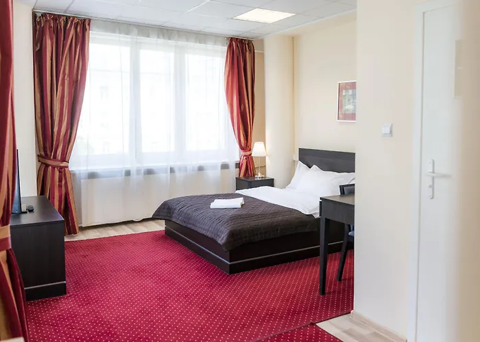 Nocleg ze śniadaniem Scsk żurawia 3*