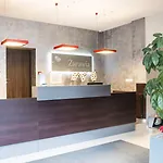 Scsk Zurawia 3* Варшава